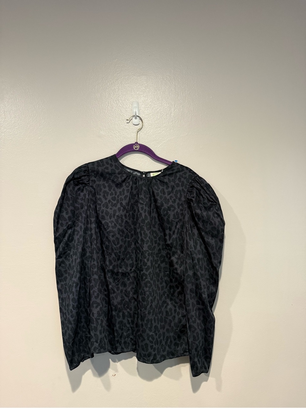Black Leopard Jacquard Puff Sleeve Blouse
